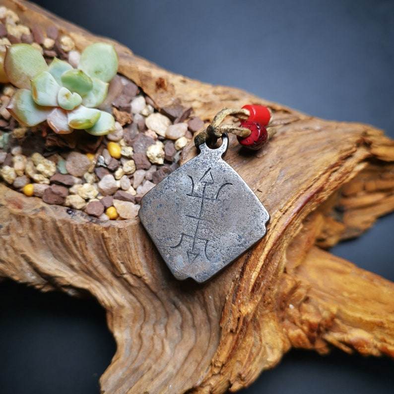 Amulet,Pair of Golden Fish Badge - Gandhanra-ART