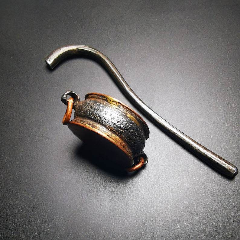 Damaru Drum,Mini Spiritual Tantric Buddhist Tibetan Ritual Religious Ceremonial Chod Drum,Made of Cold Iron - Gandhanra-ART