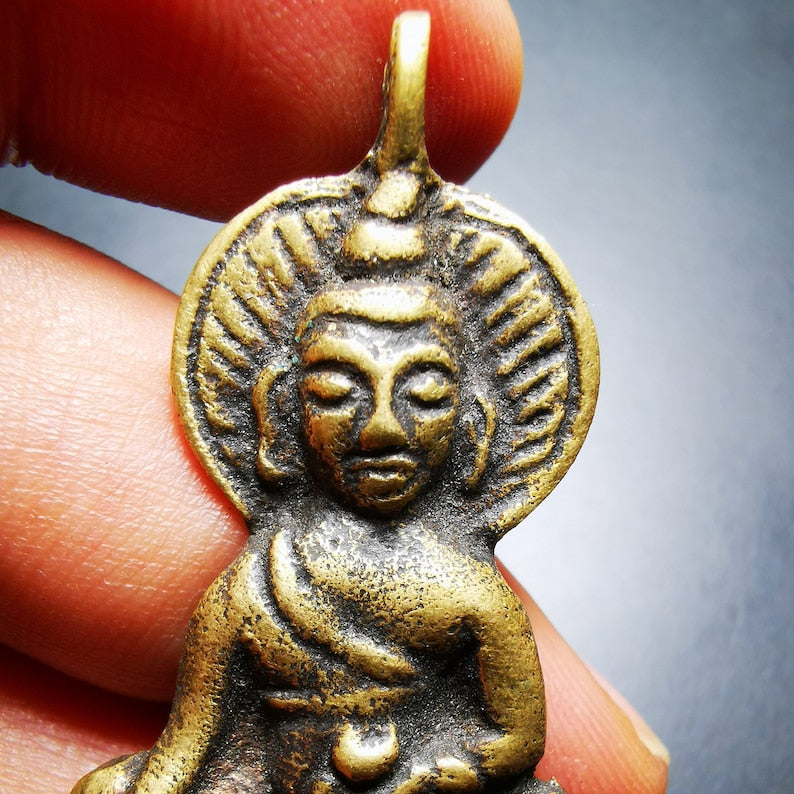 Gandhanra Antique Tibetan Buddhist Amulet Pendant,Bhaisajyaguru,Medicine Buddha,50 Years Old