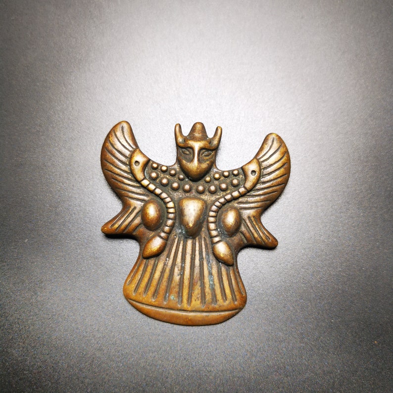 Buddhist Amulet,Garuda,Golden-winged Bird Pendant