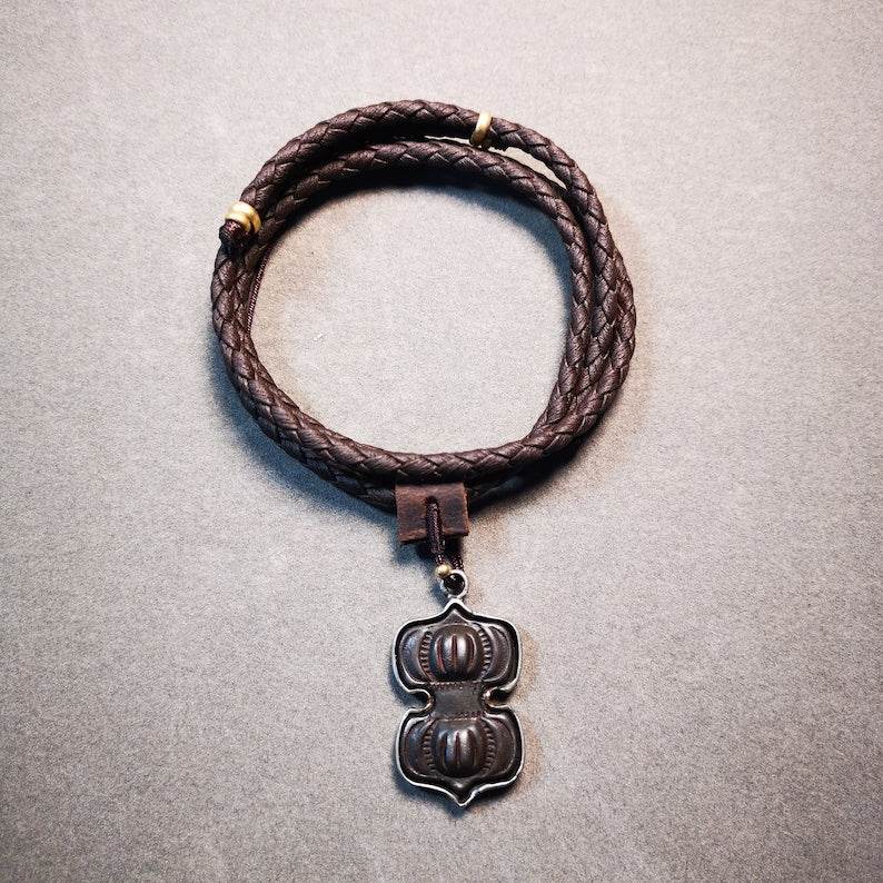 Pendant,Vajra Dorje Amulet (Vajrayana) - Gandhanra-ART