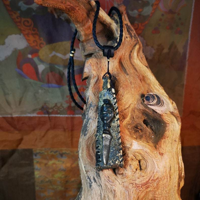 Antique Amulet,Skull Sītavana Phurba / Kila Pendant - Gandhanra-ART