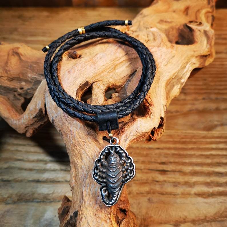 Amulet,Scorpion Guru of Padmasambhava - Gandhanra-ART