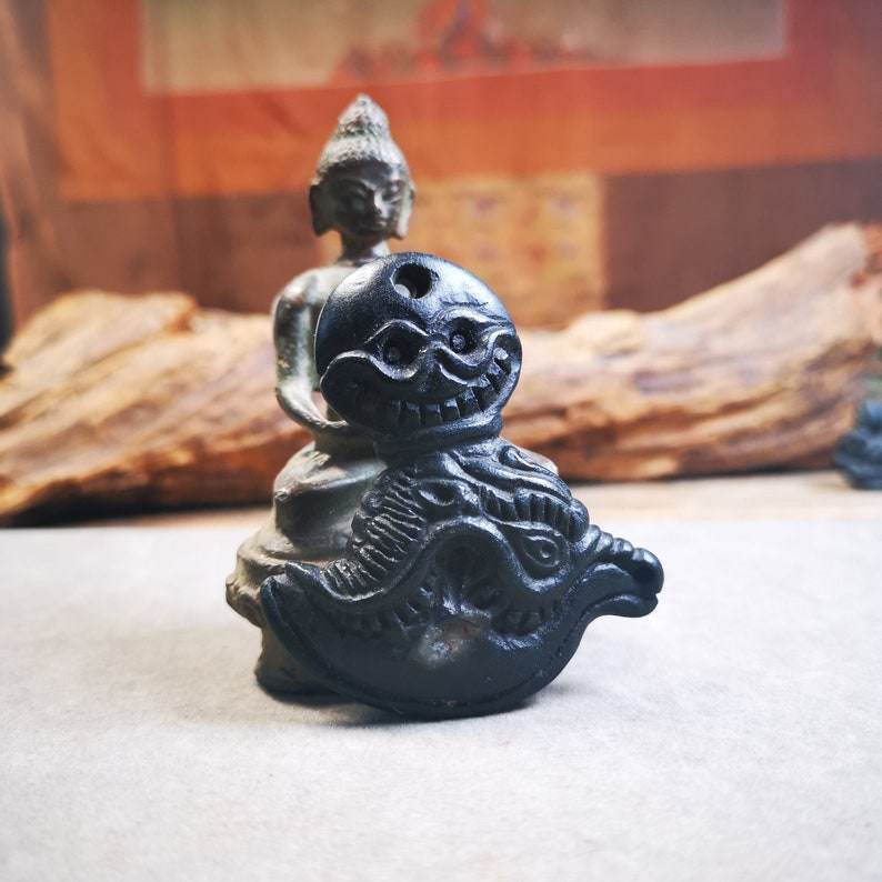 Amulet Pendant,Kartika(knife of the dakinis), Trantic Buddhism Ritual, Made of Obsidian - Gandhanra-ART