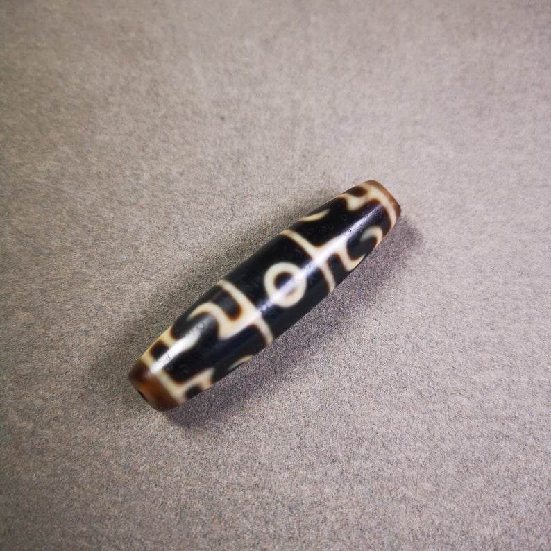 Guru Rinpoche Three Realms Dzi Bead - Gandhanra-ART