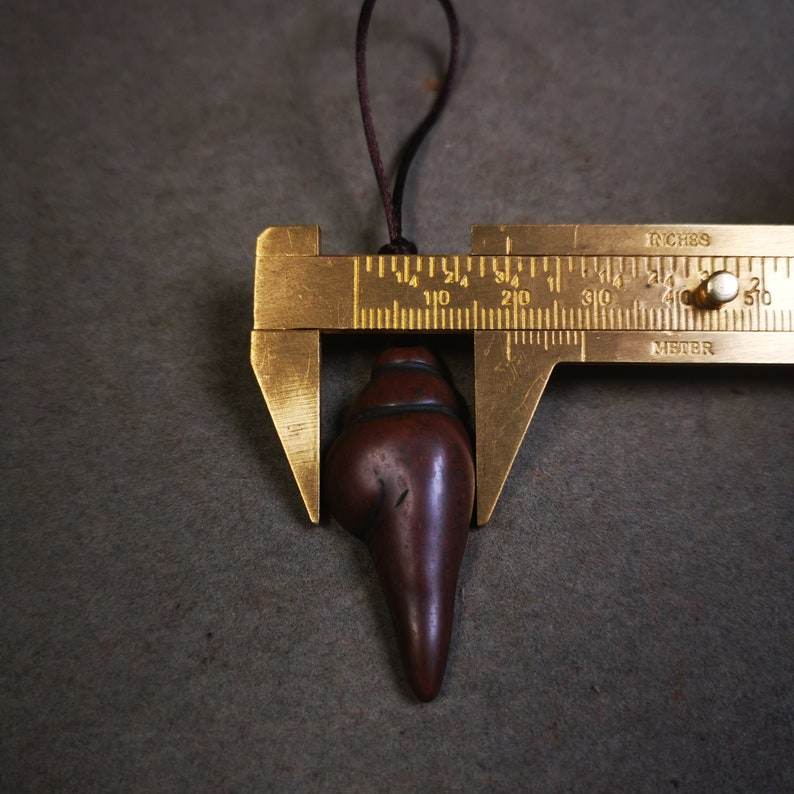 Acient Shankha(Divine Conch) Badge,Tibetan Buddhist Protective Amulet Pendant,Made of Lima Brass - Gandhanra-ART