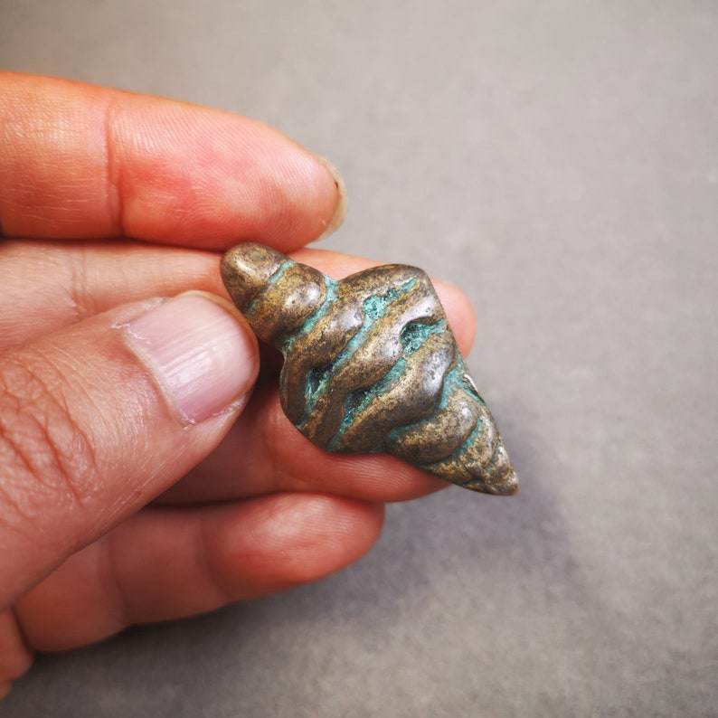 Shankha(Divine Conch) Badge,Tibetan Buddhist Protective Amulet Pendant,Made of Lima Brass - Gandhanra-ART