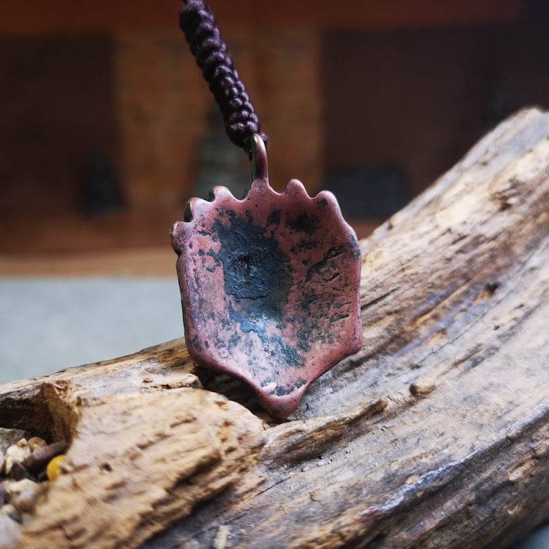 Amulet Badge,Mahakala Pendant, Buddhist Protector Deity, 50 Years Old - Gandhanra-ART