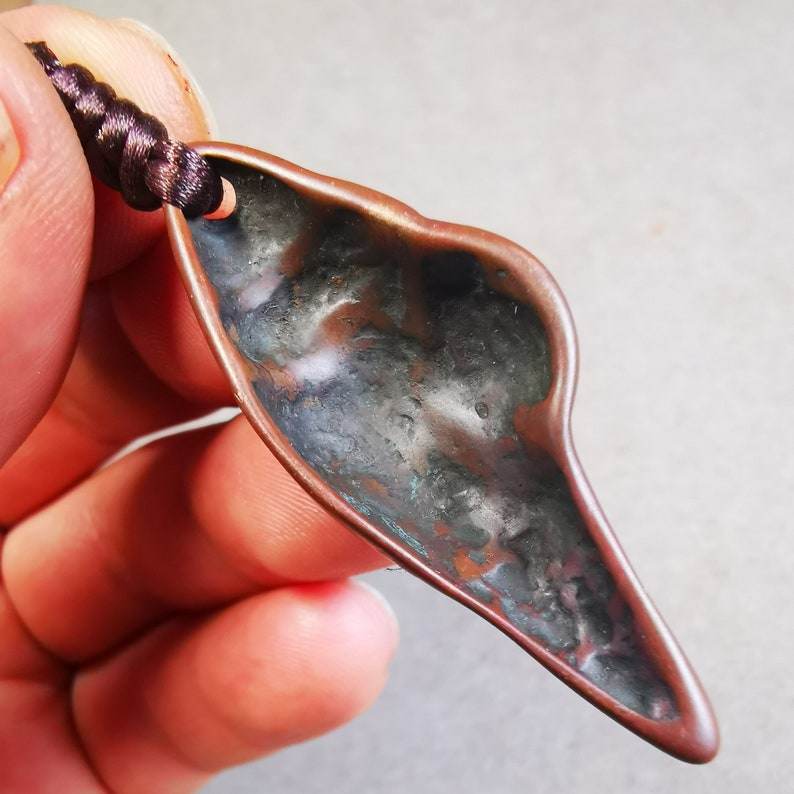 Acient Shankha(Divine Conch) Badge,Tibetan Buddhist Protective Amulet Pendant,Made of Lima Brass - Gandhanra-ART