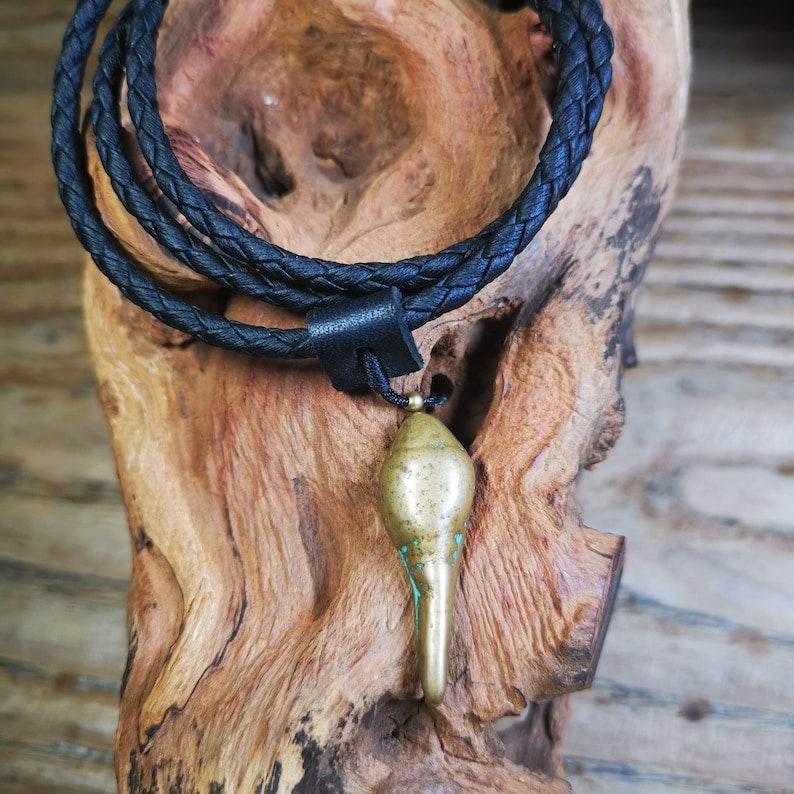 Handmade Small Shankha(Divine Conch) Badge,Tibetan Buddhist Protective Amulet Pendant,Made of Lima Brass - Gandhanra-ART