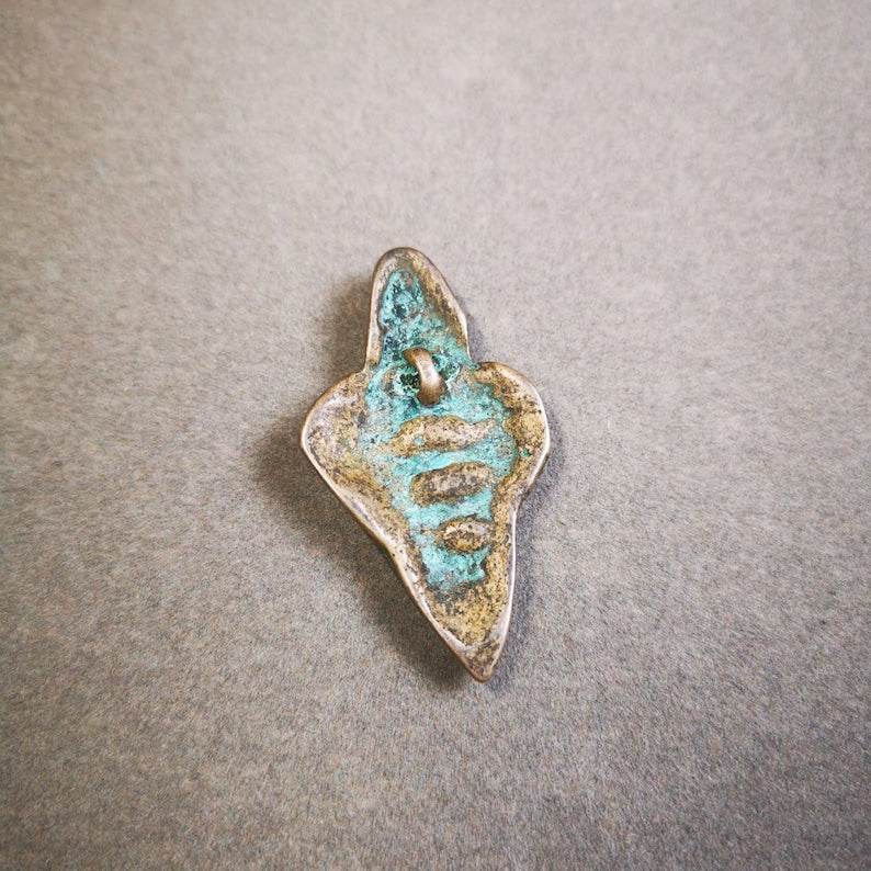Shankha(Divine Conch) Badge,Tibetan Buddhist Protective Amulet Pendant,Made of Lima Brass - Gandhanra-ART