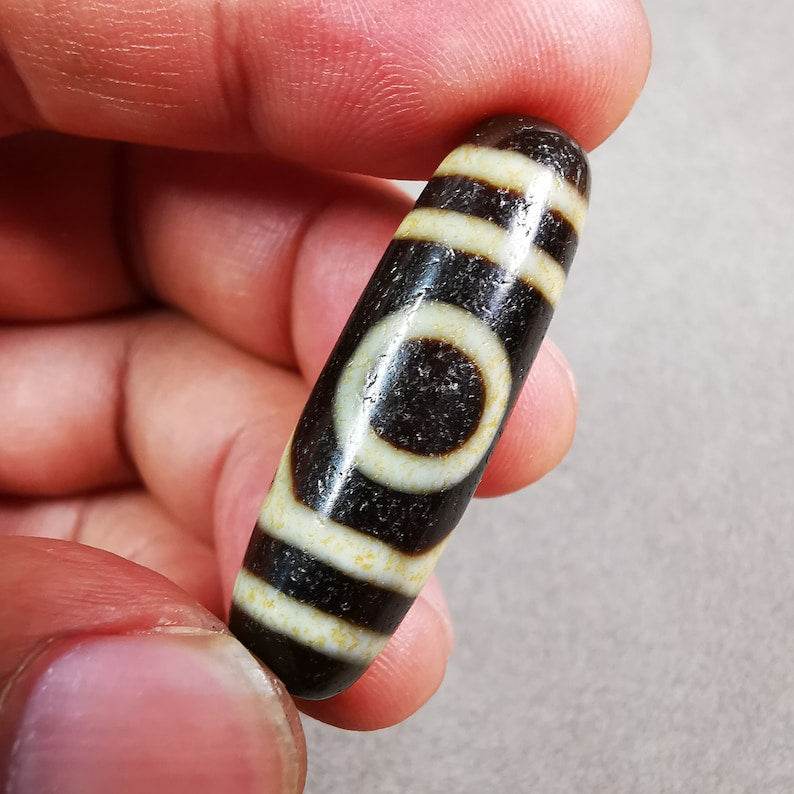 One Eyed Mountain Peak Dzi Bead - Gandhanra-ART
