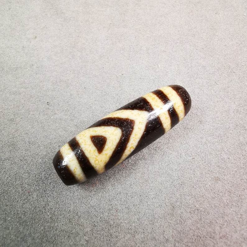 One Eyed Mountain Peak Dzi Bead - Gandhanra-ART