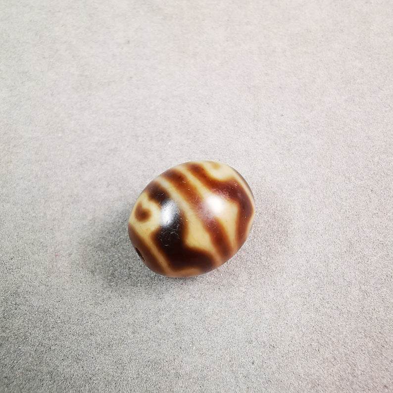 Lotus Dalo Dzi Bead - Gandhanra-ART