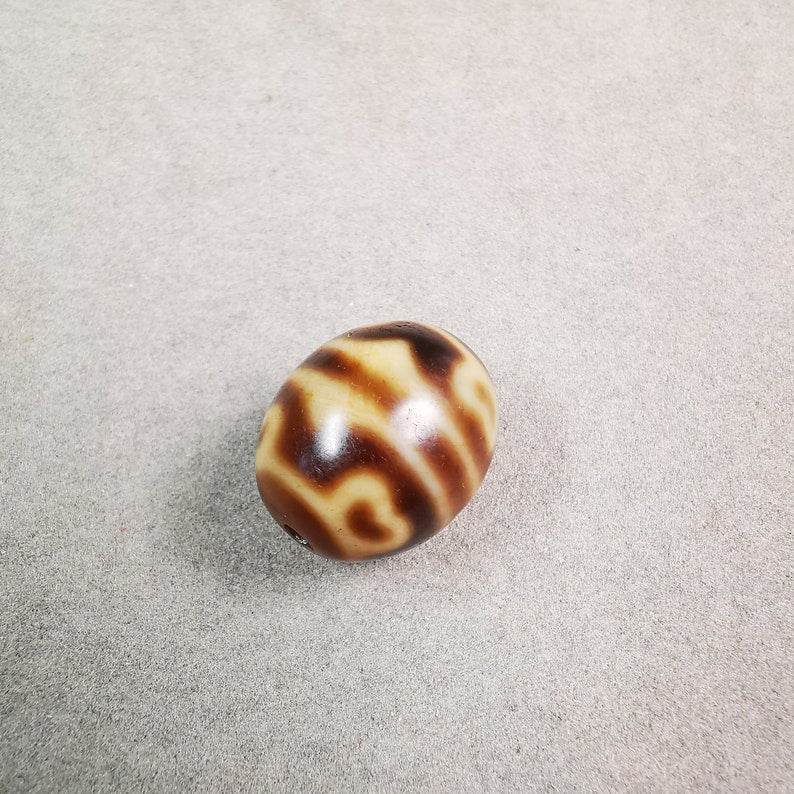 Lotus Dalo Dzi Bead - Gandhanra-ART