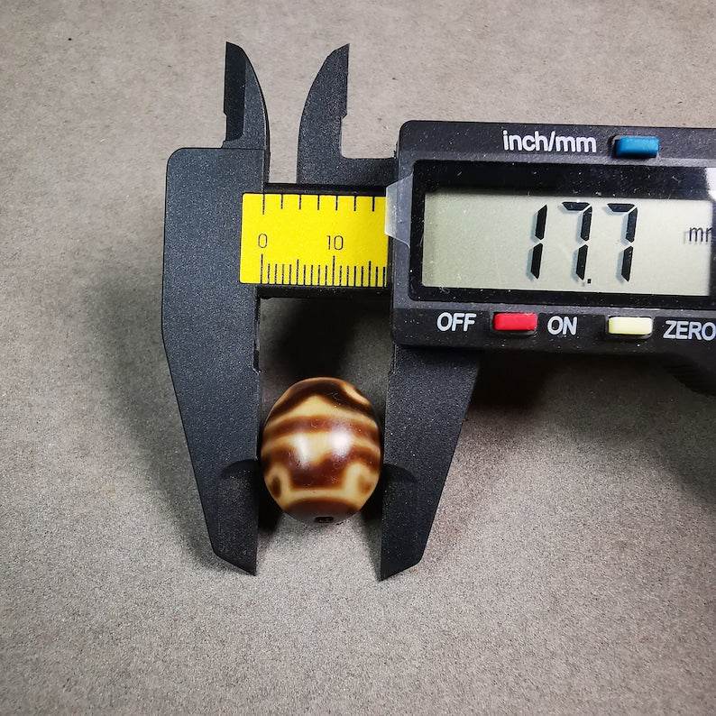 Lotus Dalo Dzi Bead - Gandhanra-ART