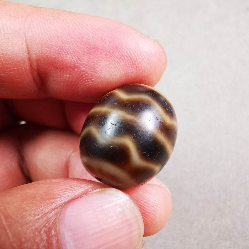 Round Fortune Wave Dalo Dzi Bead - Gandhanra-ART