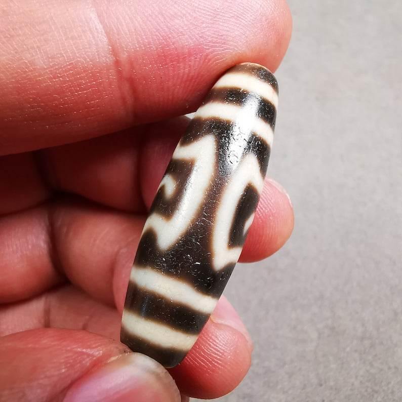 Garuda Dzi Bead - Gandhanra-ART