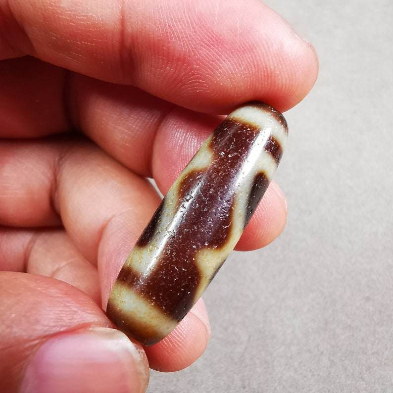 Kubera Dzi Bead - Gandhanra-ART