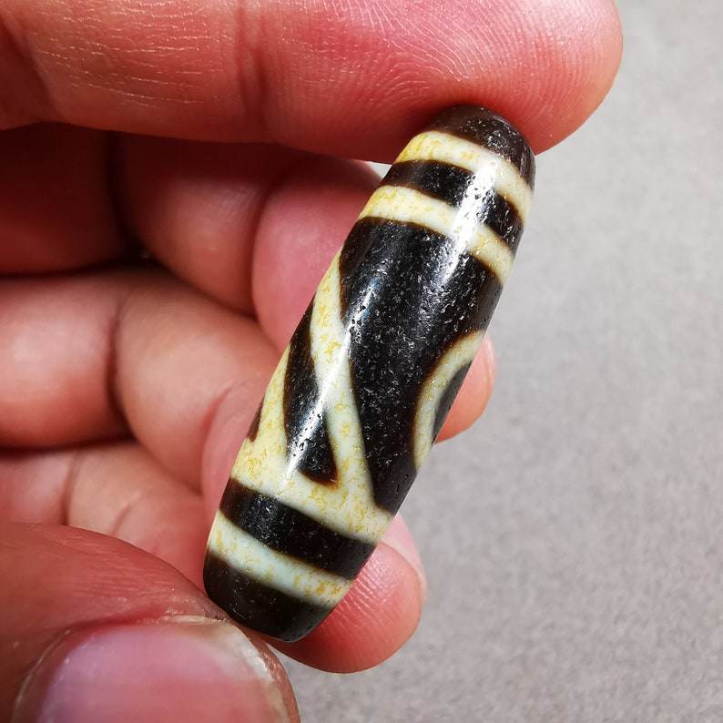 One Eyed Mountain Peak Dzi Bead - Gandhanra-ART