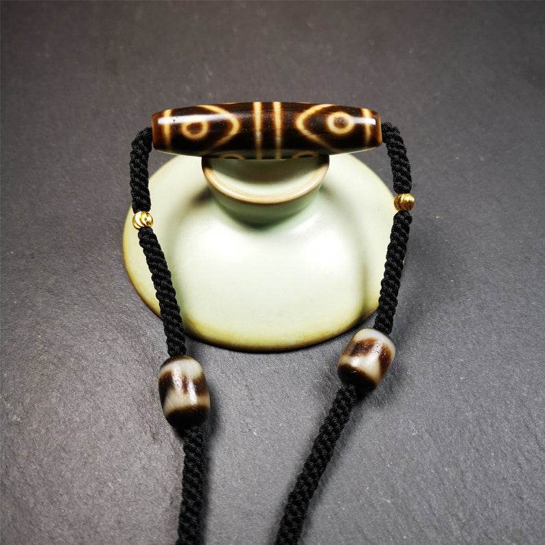 Water Wave 6 Eyed Dzi Bead Necklace - Gandhanra-ART