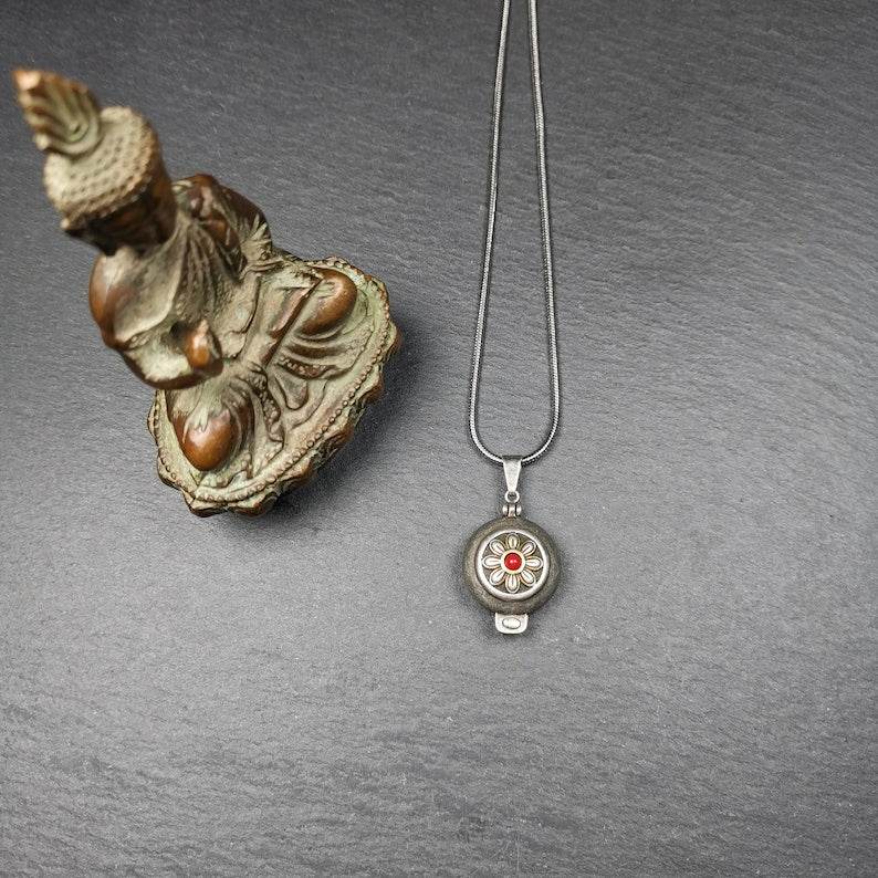 Gau Ghau Shrine, Gau Box, Amulet Necklace - Gandhanra-ART