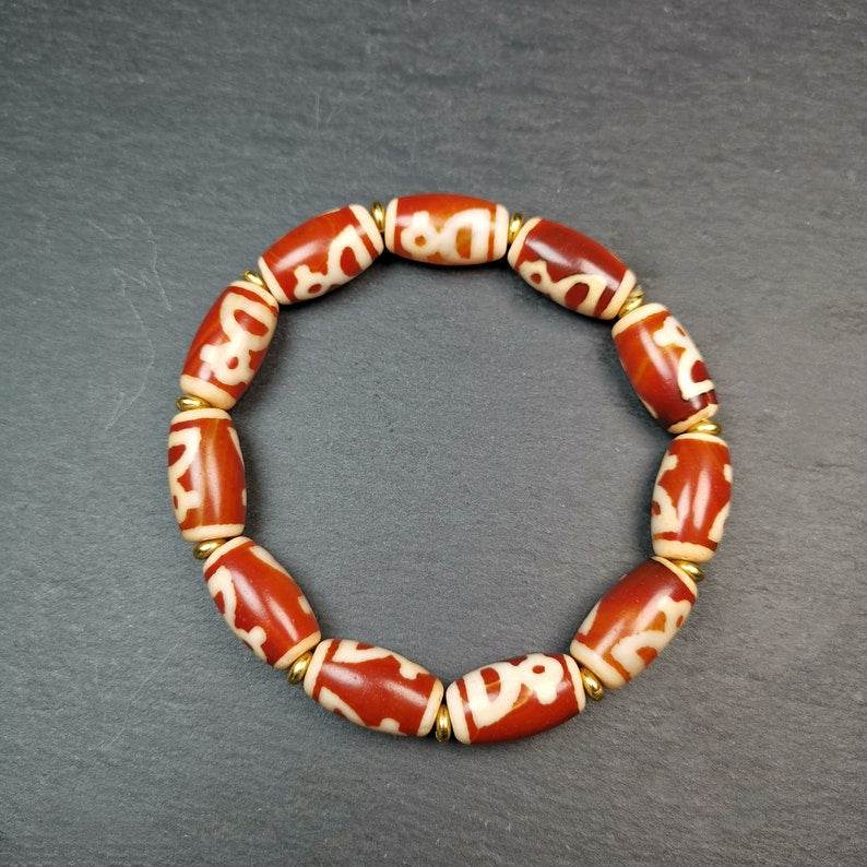 Dzi Bead Bracelet, Dzi Wrist Mala - Gandhanra-ART