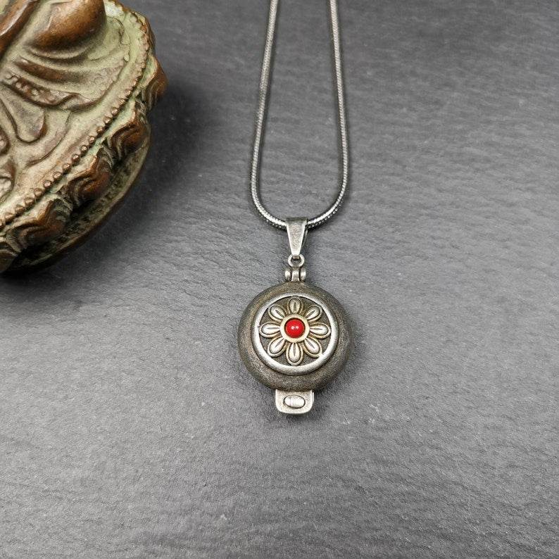 Gau Ghau Shrine, Gau Box, Amulet Necklace - Gandhanra-ART