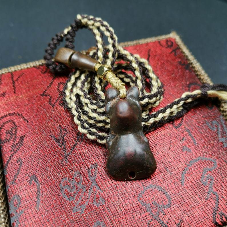 Snow Lion Amulet Necklace - Gandhanra-ART