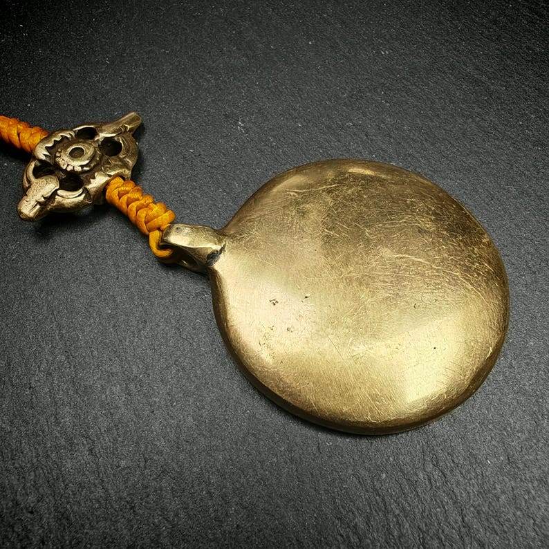 Amulet Sipaho Badge - Melong Mirror Calendar,45mm - Gandhanra-ART