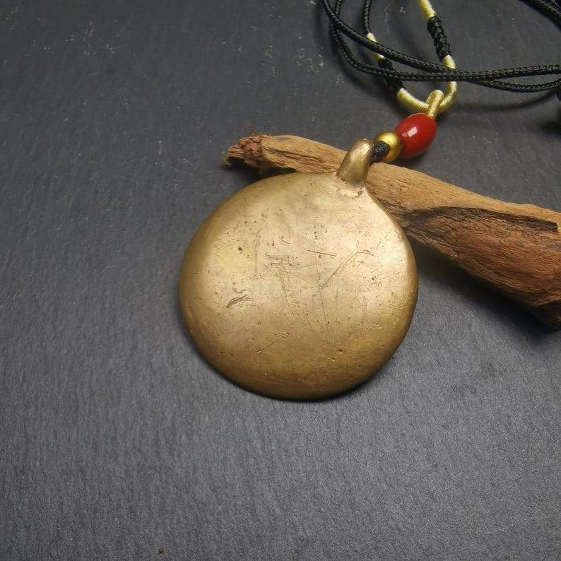 Calendar Amulet Sipaho Badge - Melong Mirror,43mm - Gandhanra-ART