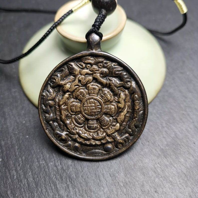 Calendar Amulet Sipaho Badge - Melong Mirror,43mm - Gandhanra-ART