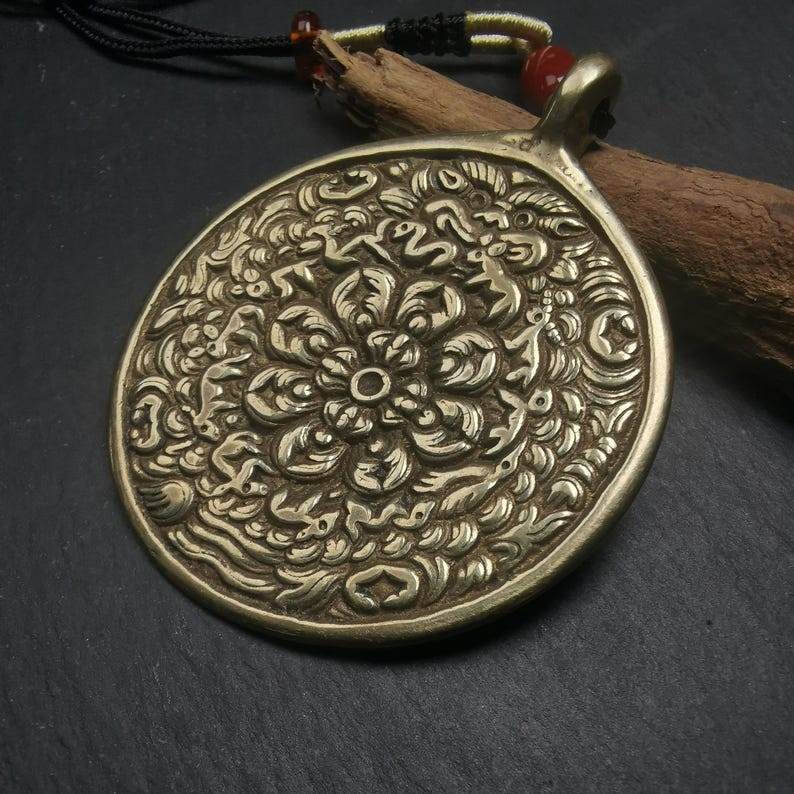 Mandala Flower Amulet Melong Mirror Pendant - Gandhanra-ART