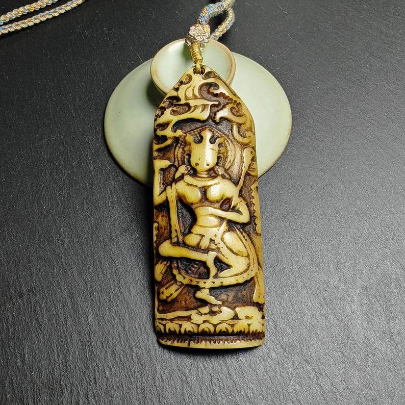 Troma Nagmo Amulet -Black Dakini Female Deity Pendant - Gandhanra-ART