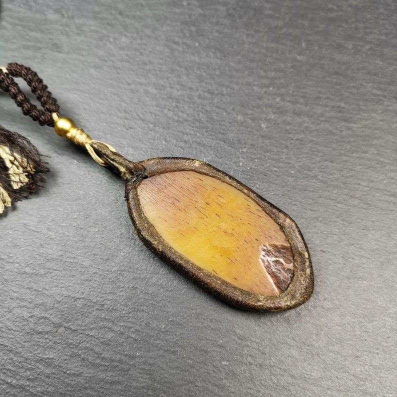 Statue Amulet Pendant,70×29mm - Gandhanra-ART
