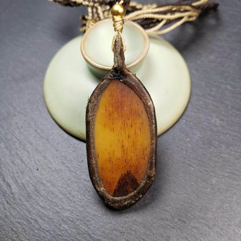 Statue Amulet Pendant,70×29mm - Gandhanra-ART
