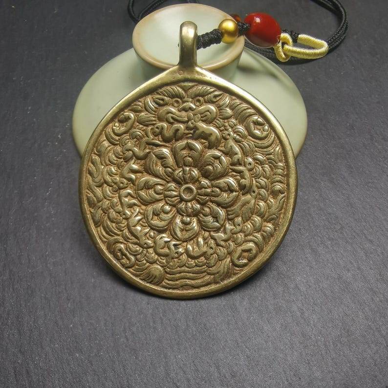 Mandala Flower Amulet Melong Mirror Pendant - Gandhanra-ART