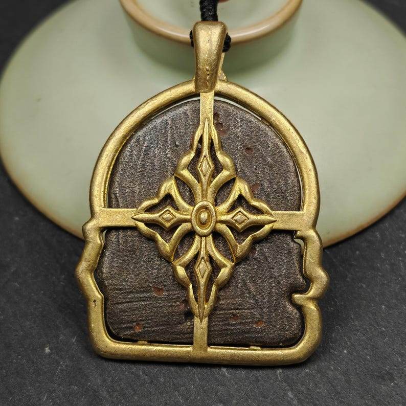 Drashi Lhamo Amulet, 52×36mm - Gandhanra-ART