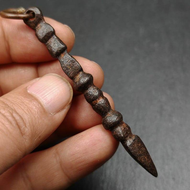 Old Phurba Amulet - Tibetan Ritual Kila Pendant - Gandhanra-ART