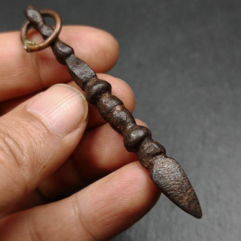 Old Phurba Amulet - Tibetan Ritual Kila Pendant - Gandhanra-ART