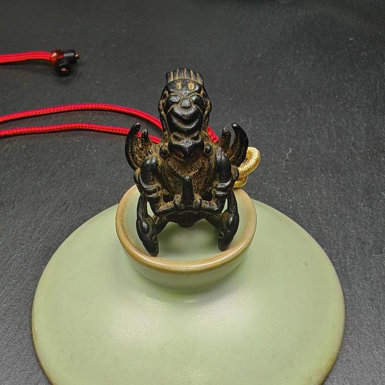 Garuda Amulet, Tibetan Buddhist Pendant,Golden-winged Bird - Gandhanra-ART