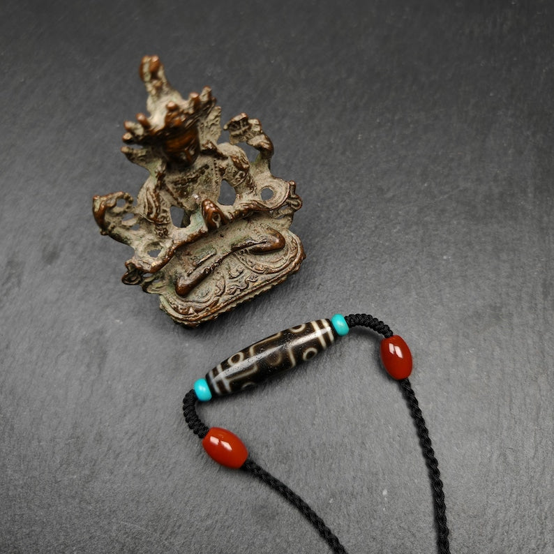 9 Eyes Dzi Bead Necklace,1.5" x 0.4"
