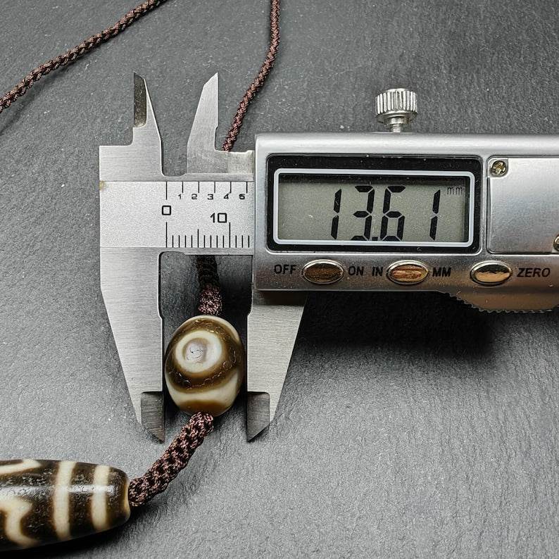 Tibetan Dzi Necklace - Garuda Dzi + 3 Eyes Dalo Dzi Amulet - Gandhanra-ART