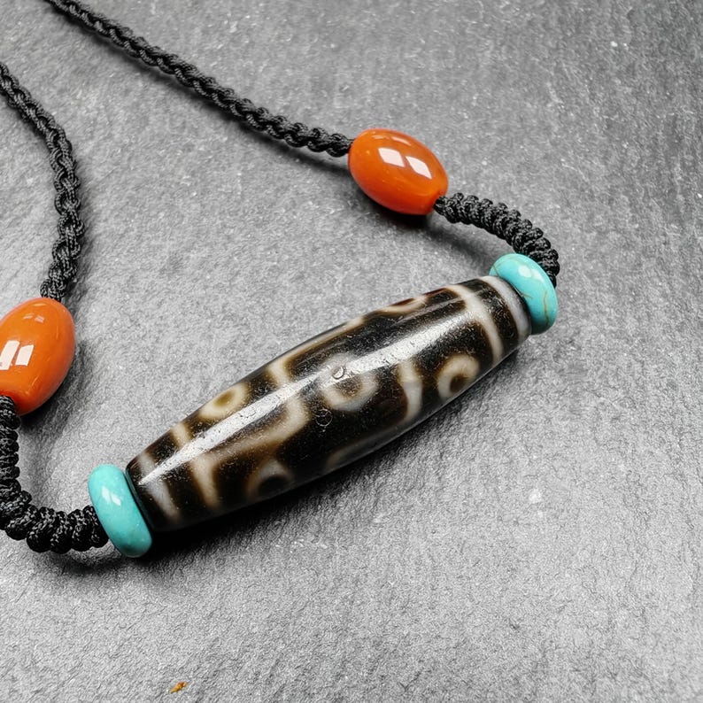 Tibetan 9 Eyes Dzi Bead Necklace | 1.5" x 0.4"