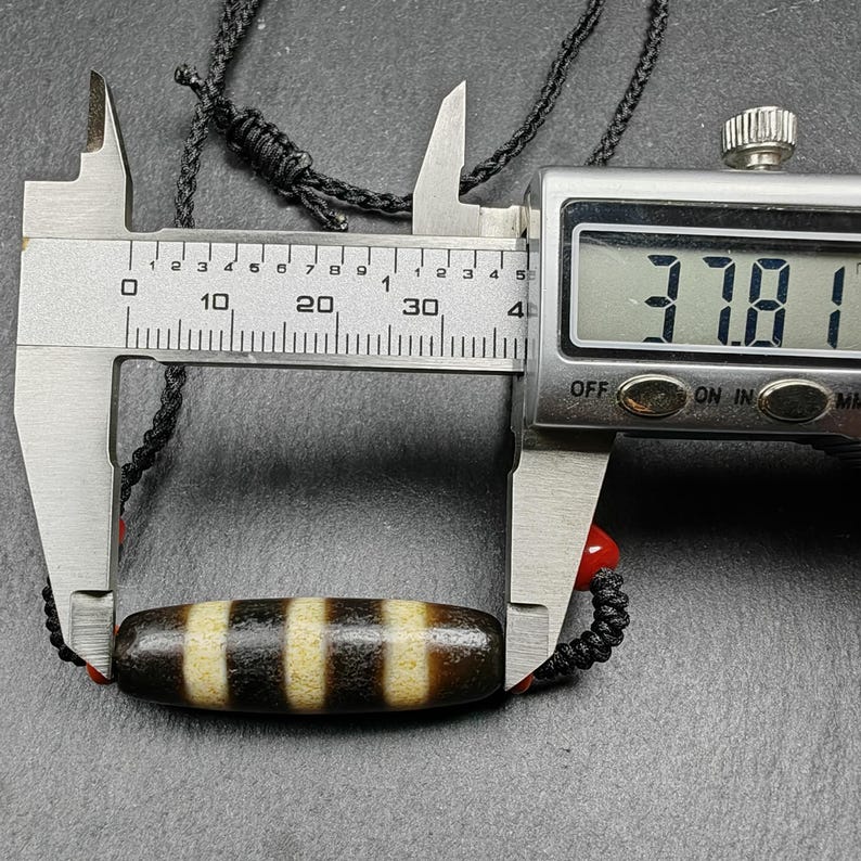 Stripe Dzi Bead Amulet | 37*11mm
