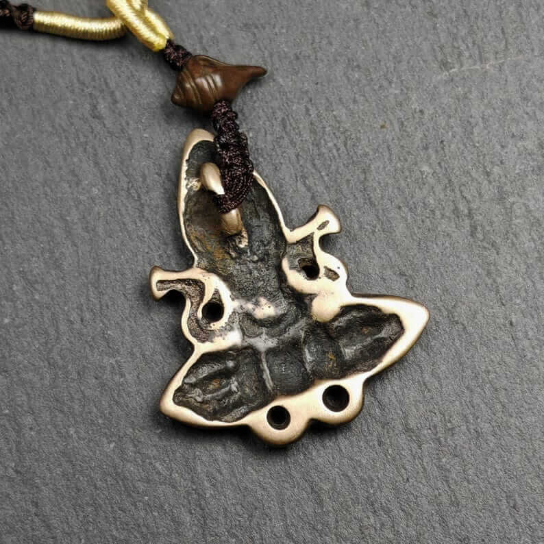 Tibetan Amulet | Shankha Divine Conch Shell Badge
