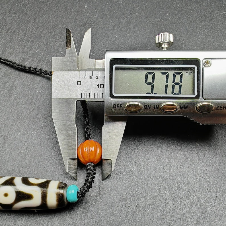 Cross Vajra 6 Eyed Dzi Bead Necklace | 48 × 12mm Gandhanra-ART