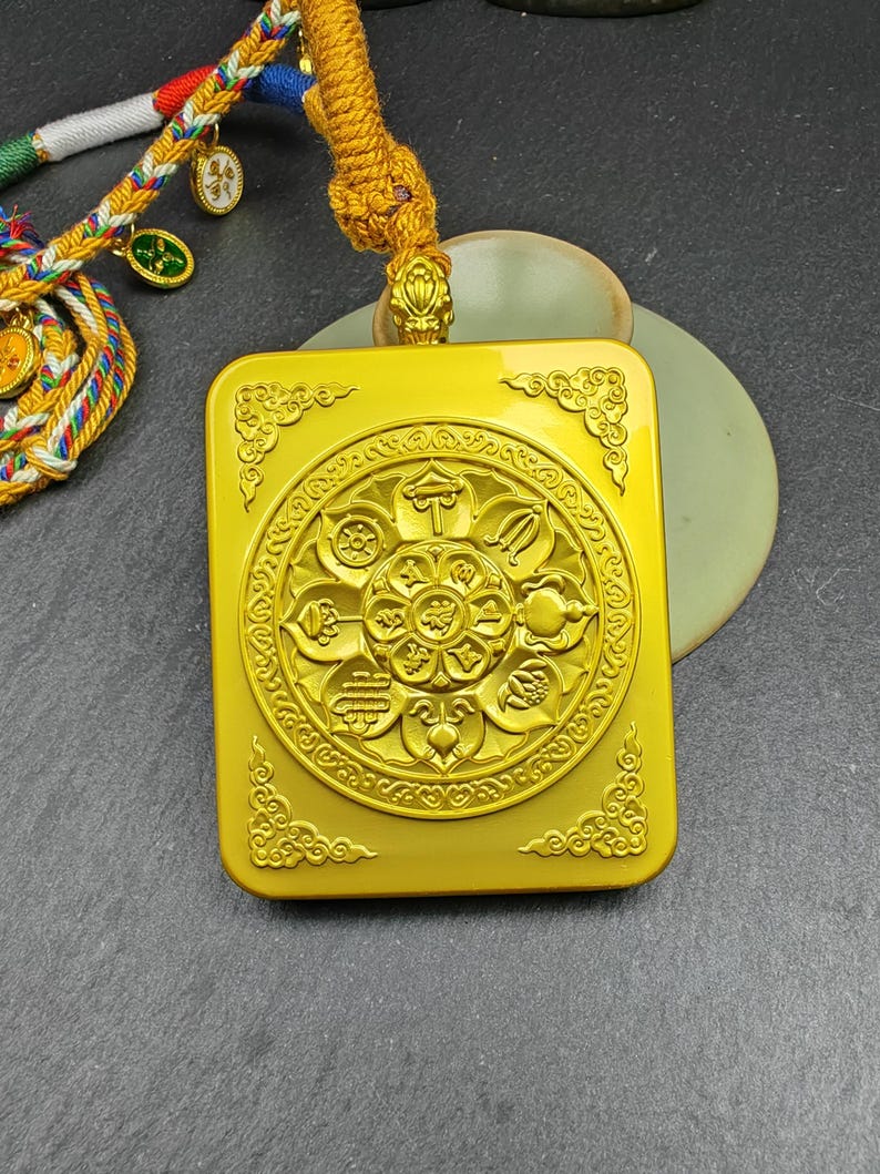 Hand-Painted Drashi Lhamo Amulet | Tibetan Zashi Lhamo Gau Shrine