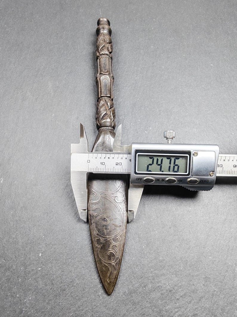 Old Black Vajra Sword of Manjushri - 21cm Length