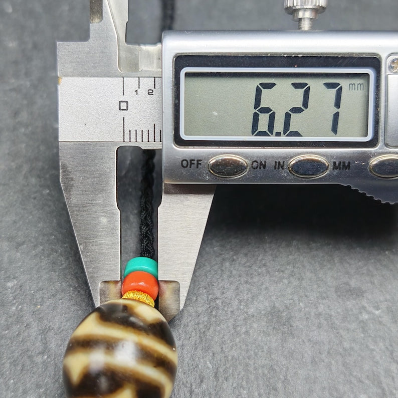 Tiger Tooth Dzi Bead Collarbone Pendant Necklace | 20*18mm